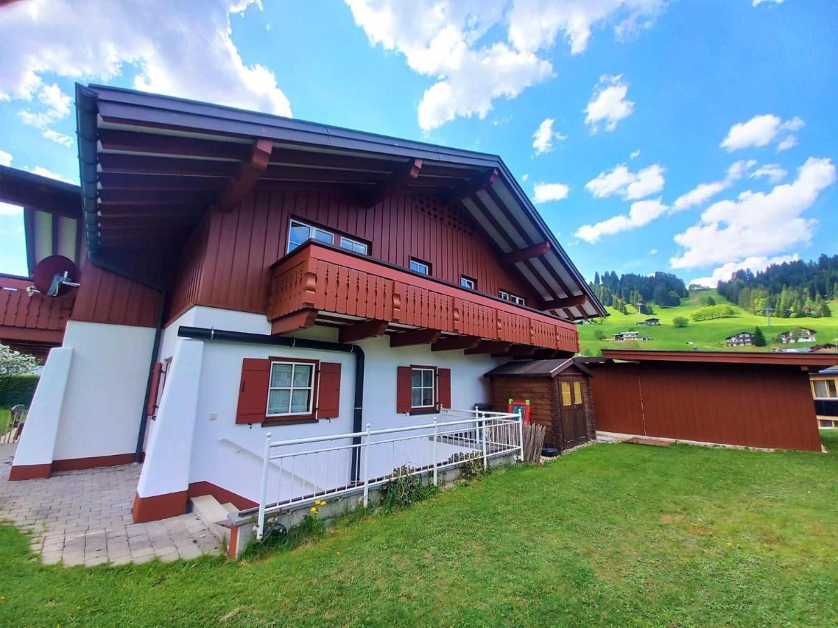 ヒルシュエックHaus Berg & Talアパートメント エクステリア 写真