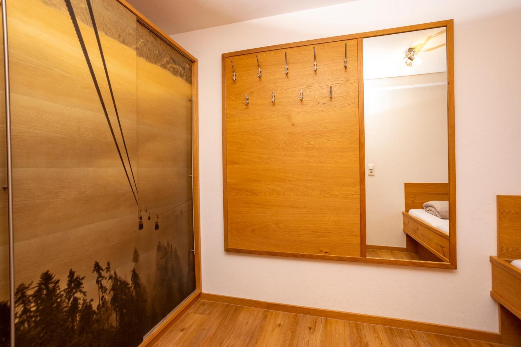 ヒルシュエックHaus Berg & Talアパートメント エクステリア 写真